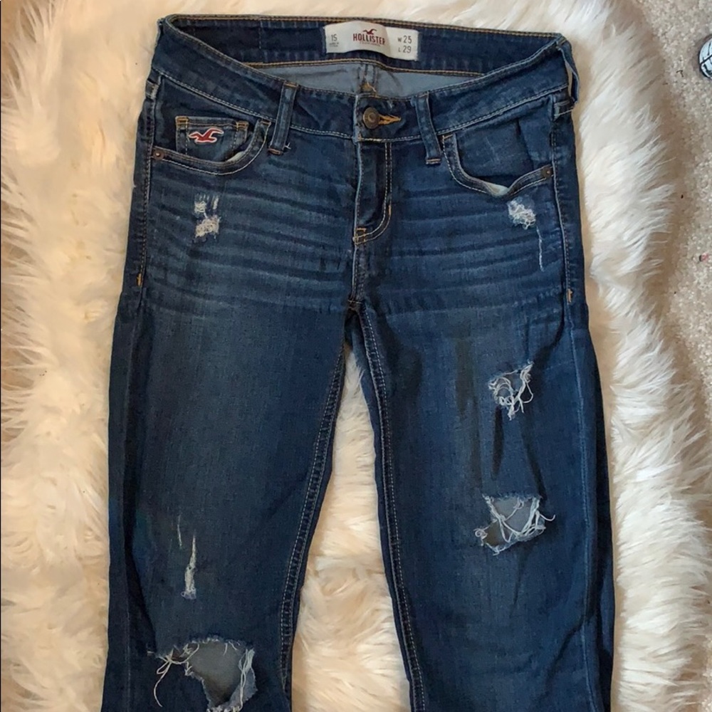 Hollister ripped skinny jeans